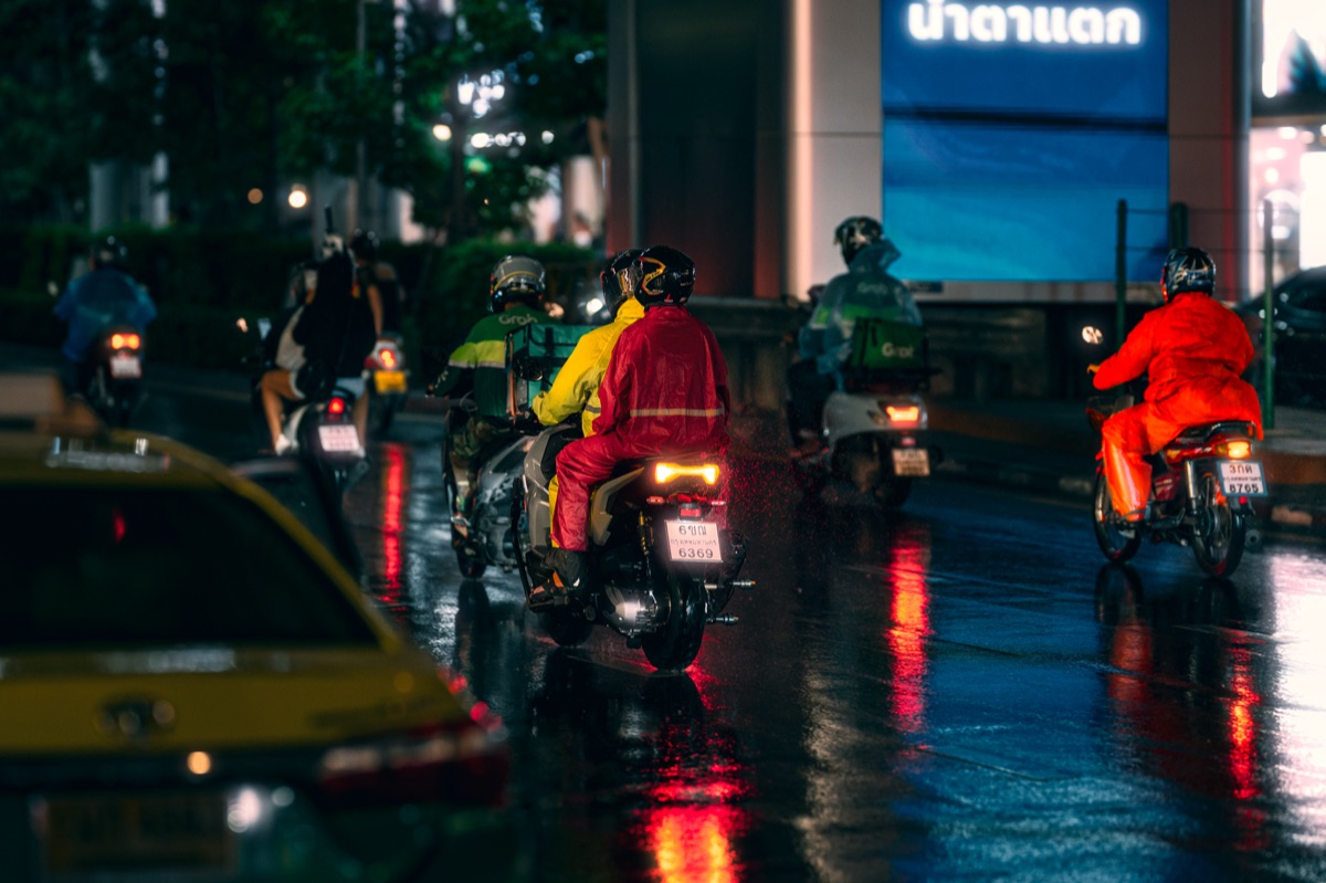 grab scooter taxi in phuket
