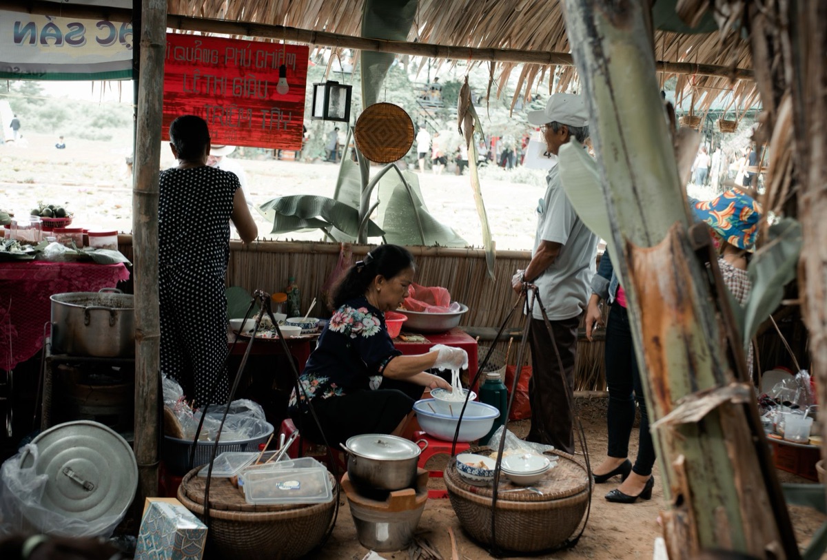 Tropischer Streetfood Verkaufsstand