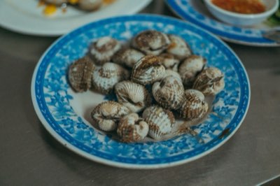 Mercados Phuket: Sabor auténtico y vida local en cada plato